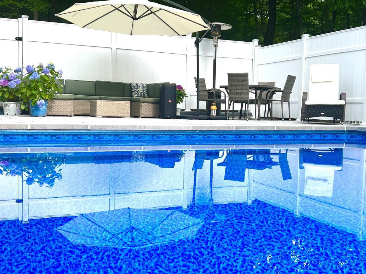 Amazing Poconos House . Sauna/Hot Tub/Private Pool East Stroudsburg Eksteriør bilde